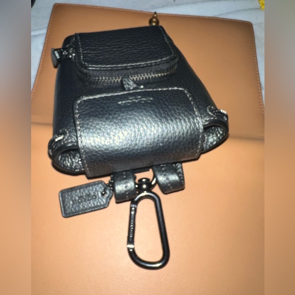 Coach Micro backpack charm - Picture 6 of 9